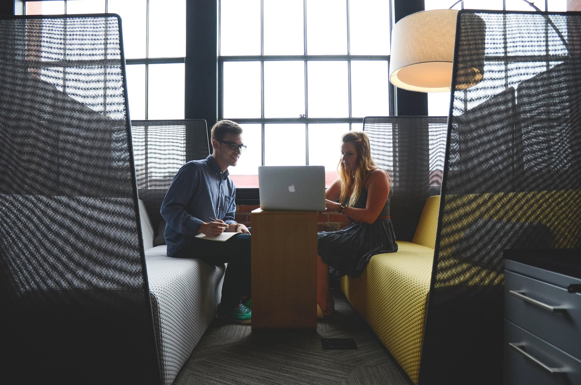 startupstockphotos entrepreneur 593361 1920